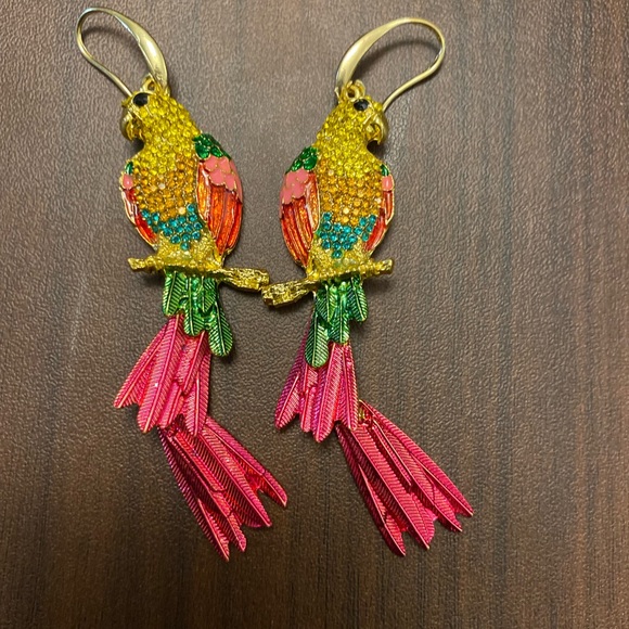 Golden Multicolored Parrots 🦜 on a perch! Earrings - Picture 6 of 6